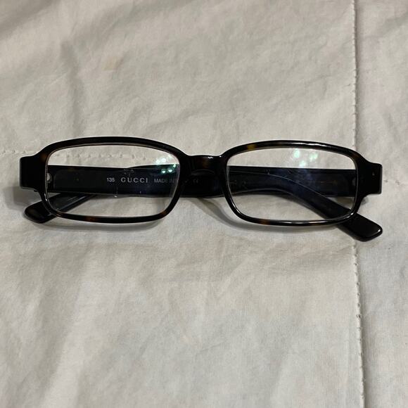 Gucci Tortoiseshell Rectangular Eyeglasses Scratched Lens Great for your Rx! Lux - Picture 1 of 10